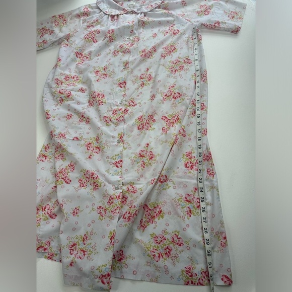 Belle Fleur VTG Floral Mother of Pearl Button Down Housecoat Robe Medium - Picture 7 of 9
